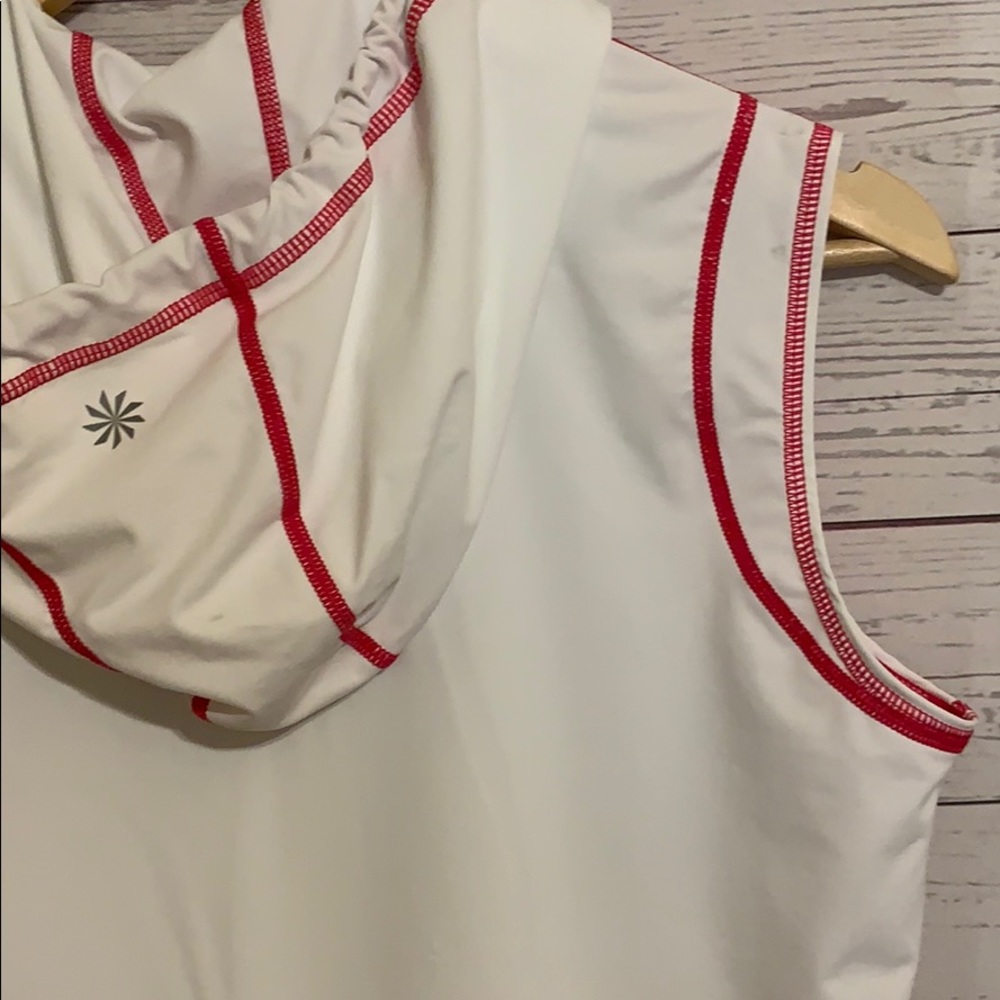 Athleta White Hooded Sleeveless Front Pocket Top M - Picture 7 of 10